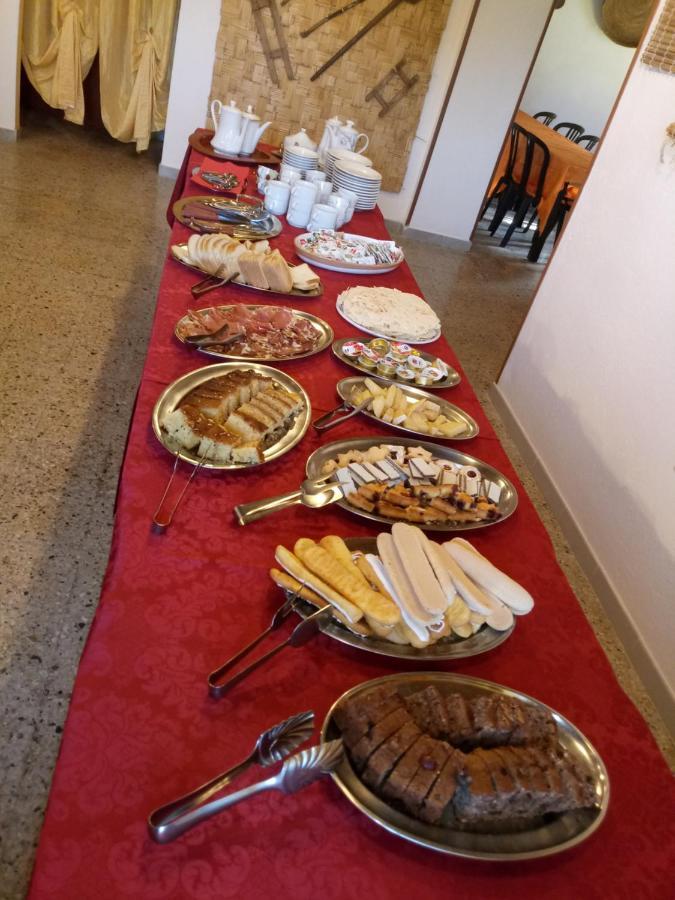 Agriturismo Usurtala Orani エクステリア 写真