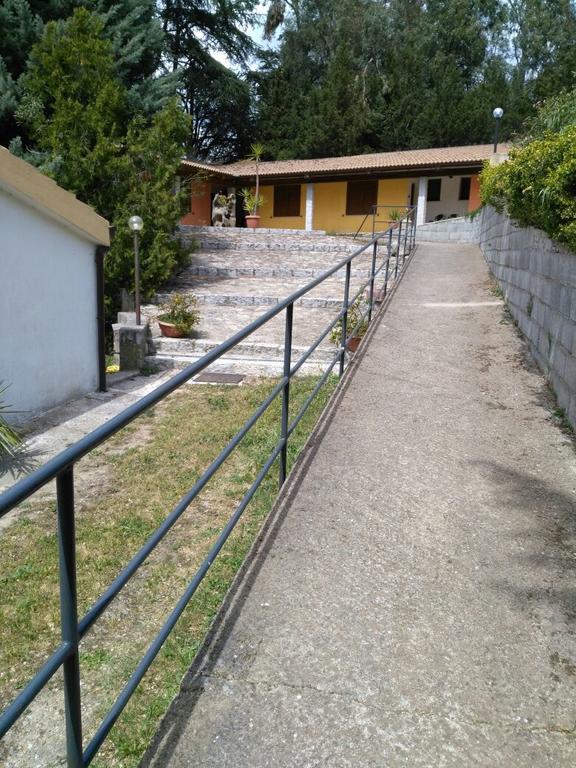 Agriturismo Usurtala Orani エクステリア 写真