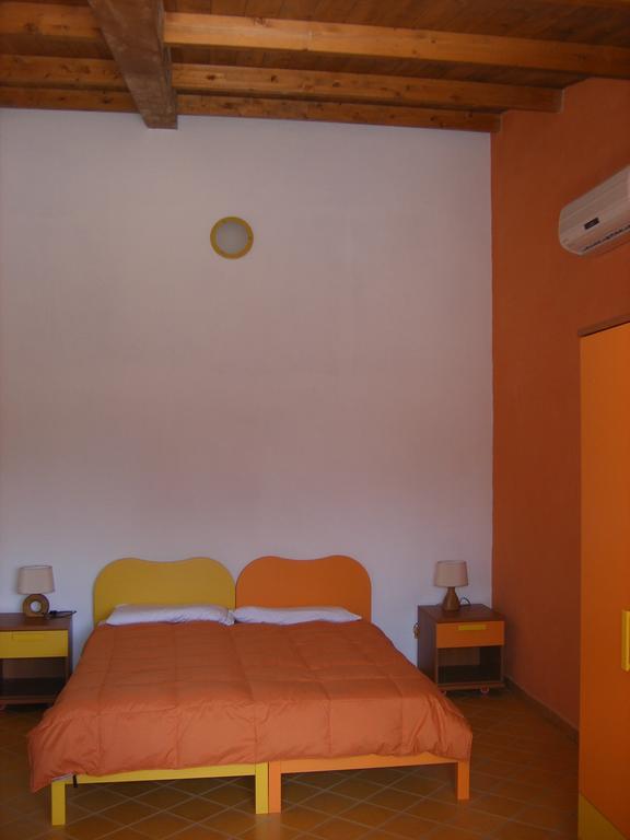 Agriturismo Usurtala Orani エクステリア 写真